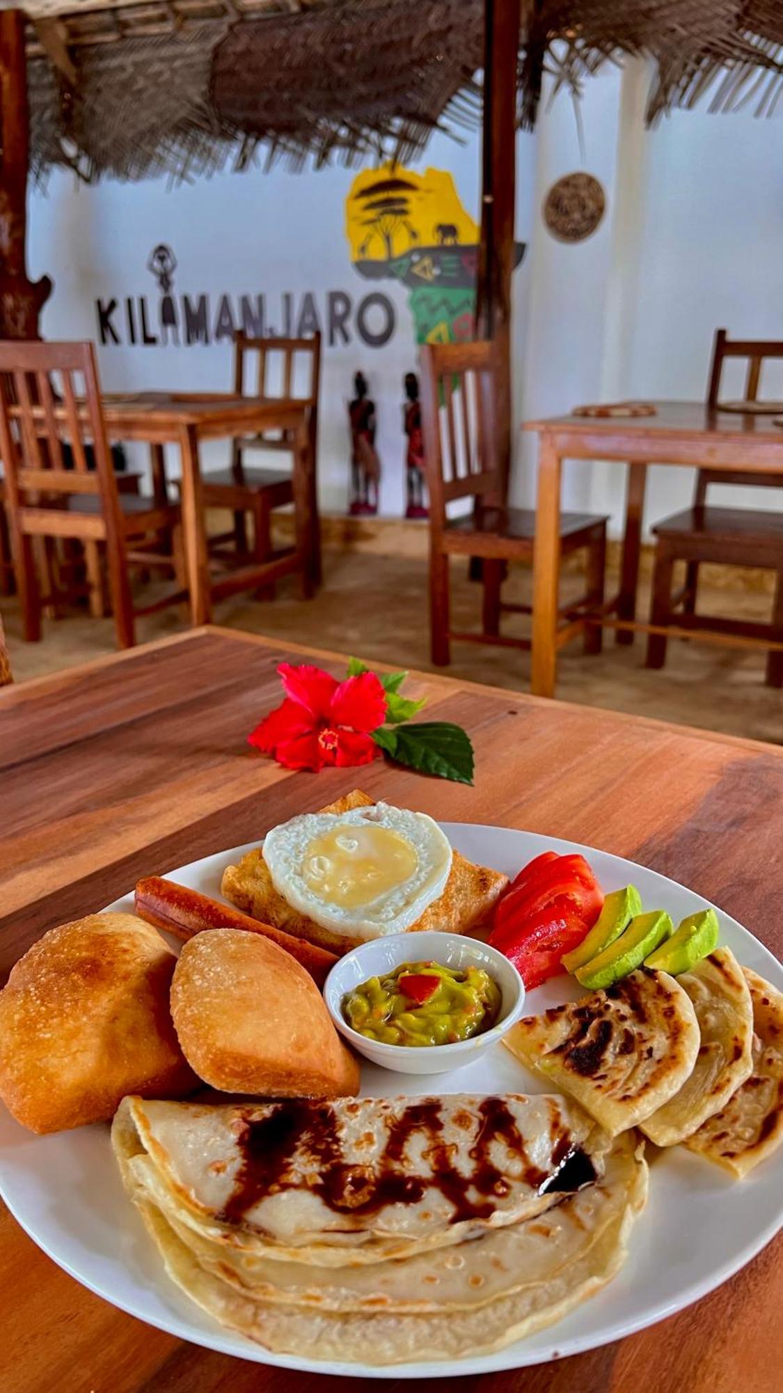 Kilimanjaro Bed and Breakfast Nungwi Exteriör bild